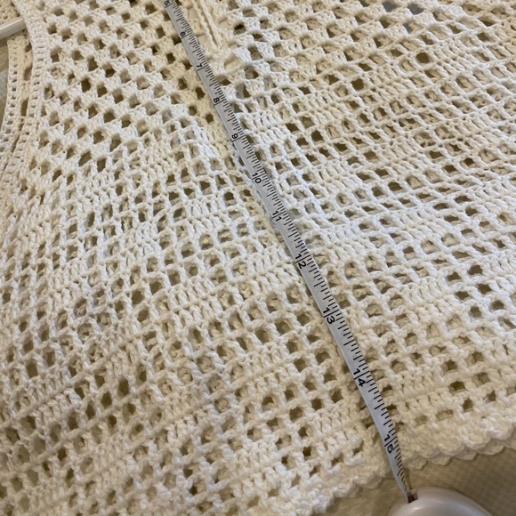 Honeypunch Crochet crop top - Picture 4 of 6